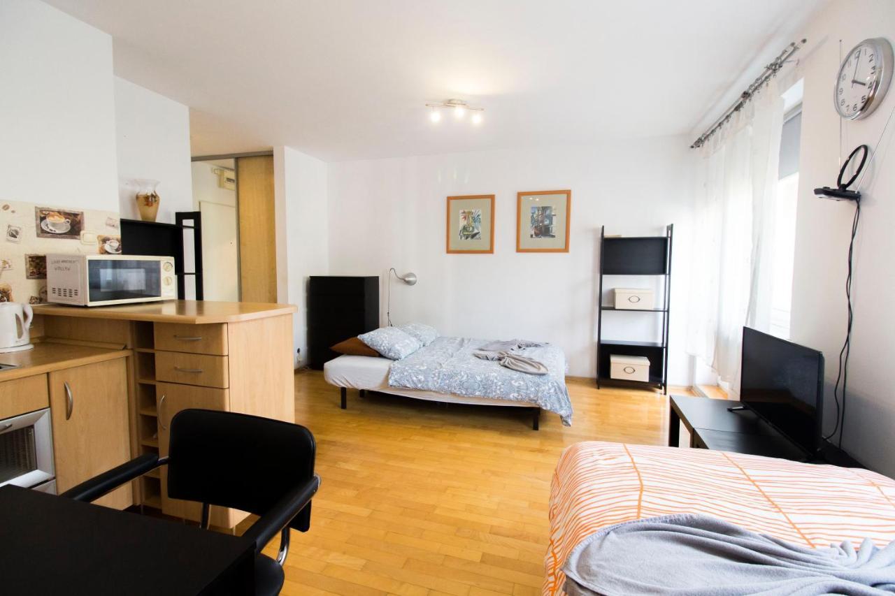 Lucky Apartaments Old Town -Economy Wrocław Extérieur photo